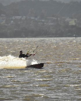 Kitesurfing