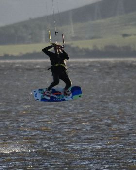 Kitesurfing