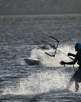 Kitesurfing