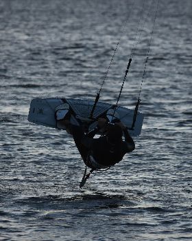 Kitesurfing