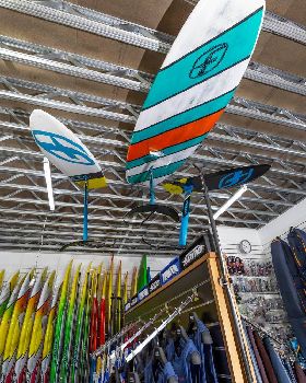 F-one and Manera Australia have opened they showroom and training facility here in Australia!