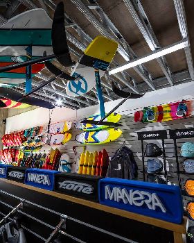 F-one and Manera Australia have opened they showroom and training facility here in Australia!