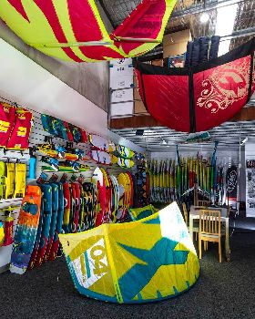 F-one and Manera Australia have opened they showroom and training facility here in Australia!