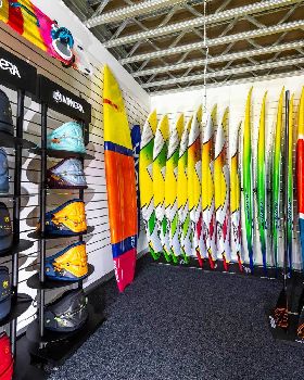 F-one and Manera Australia have opened they showroom and training facility here in Australia!