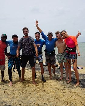 www.kitesurfsrilanka8