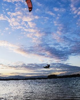 Kite surfing in Windang3-2