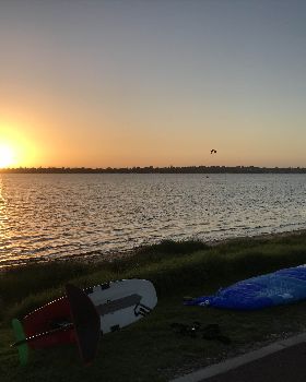 Kitesurfing