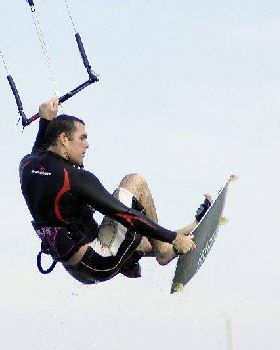 Kitesurfing the sandbar at Safety Bay