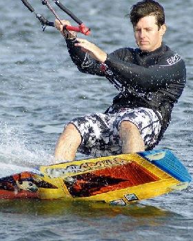 Kitesurfing the sandbar at Safety Bay