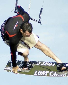 Kitesurfing the sandbar at Safety Bay