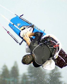 Kitesurfing the sandbar at Safety Bay