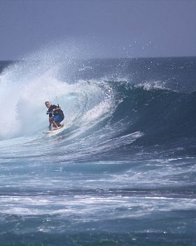 Kitesurfing
