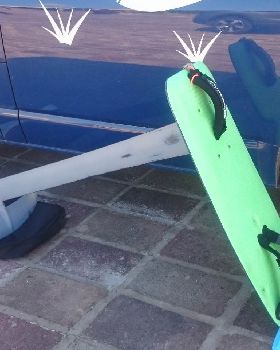 Kitesurfing