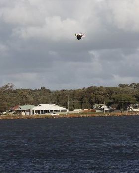 Kitesurfing