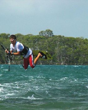 Kitesurfing