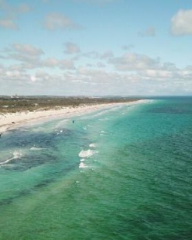 Kitesurfing