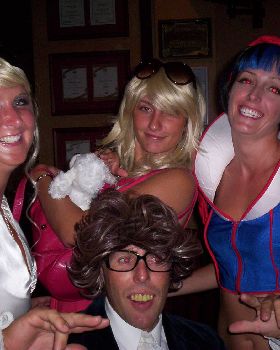hollywood dressup night