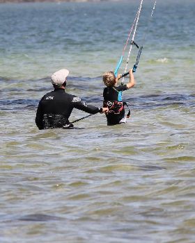 Kitesurfing