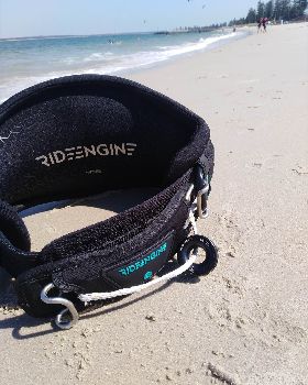 Kitesurfing