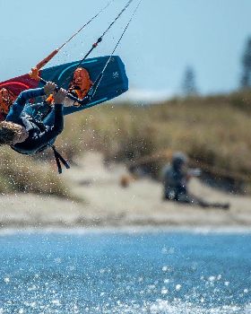 Kitesurfing