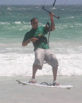 kitestock Entertainers in and out the water