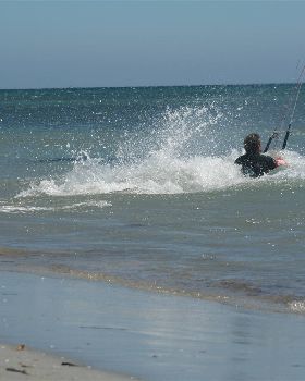 Kite X - Pat hits the water to start dragging out
