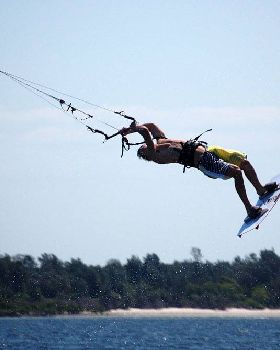 Kitesurfing