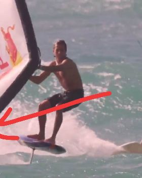Kitesurfing