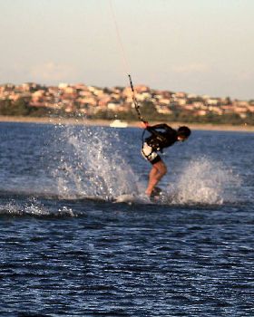 Kitesurfing
