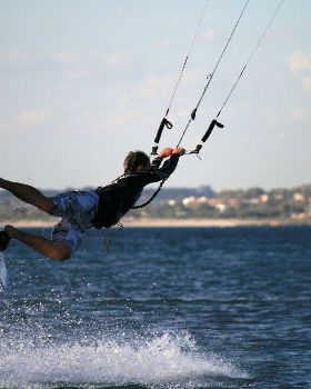 Kitesurfing