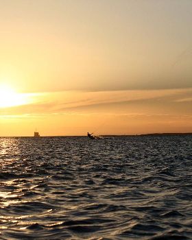 Kitesurfing