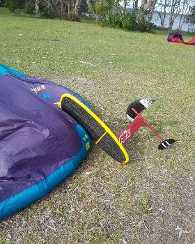 Kitesurfing