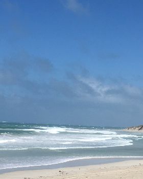 Kitesurfing
