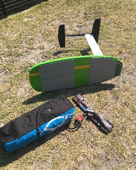 Kitesurfing