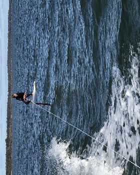 Kitesurfing