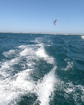 Kitesurfing