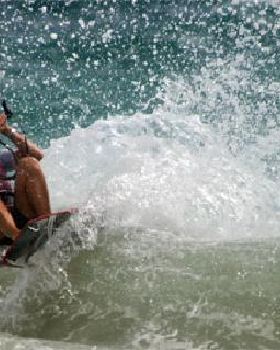 Kitesurfing