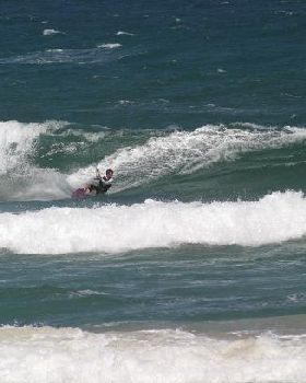 Kitesurfing