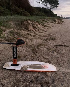 Kitesurfing
