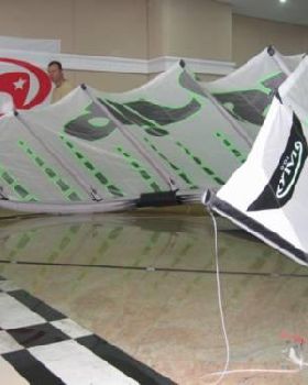 The new "bow" type airush kite