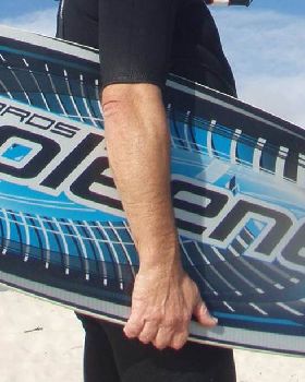 Kitesurfing