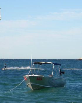 A day at Rotto in NE wind