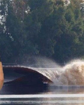 keanu-pee-670x388
