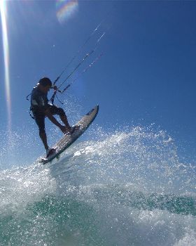 Kitesurfing