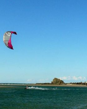 Kite demo at Currumbin