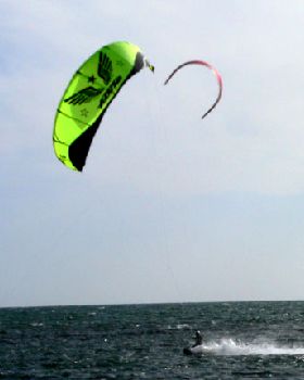 Kitesurfing