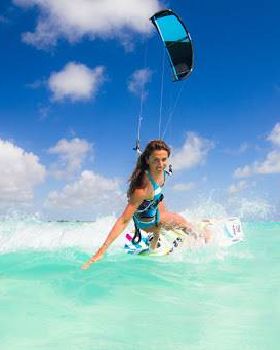 kitesurfing
