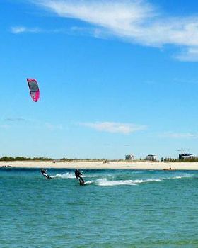 Caloundra. kiteaction demo day