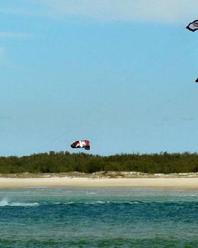 Caloundra. kiteaction demo day