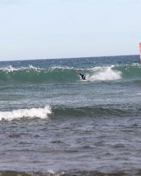 Kitesurfing